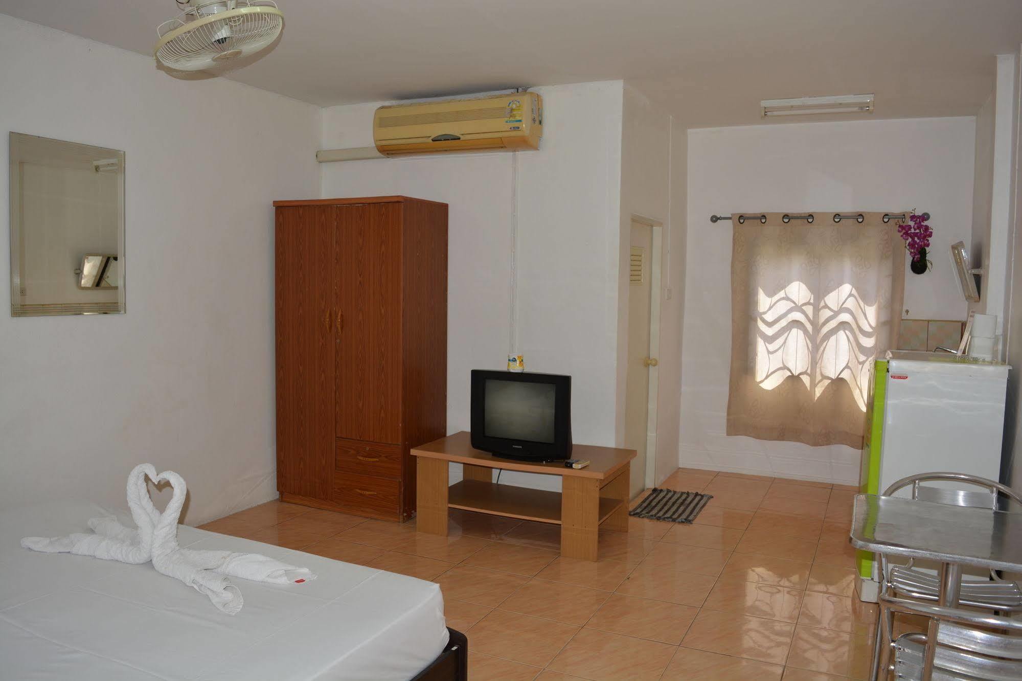 'צ'אוונג ביץ Little Austria Tams Guesthouse מראה חיצוני תמונה