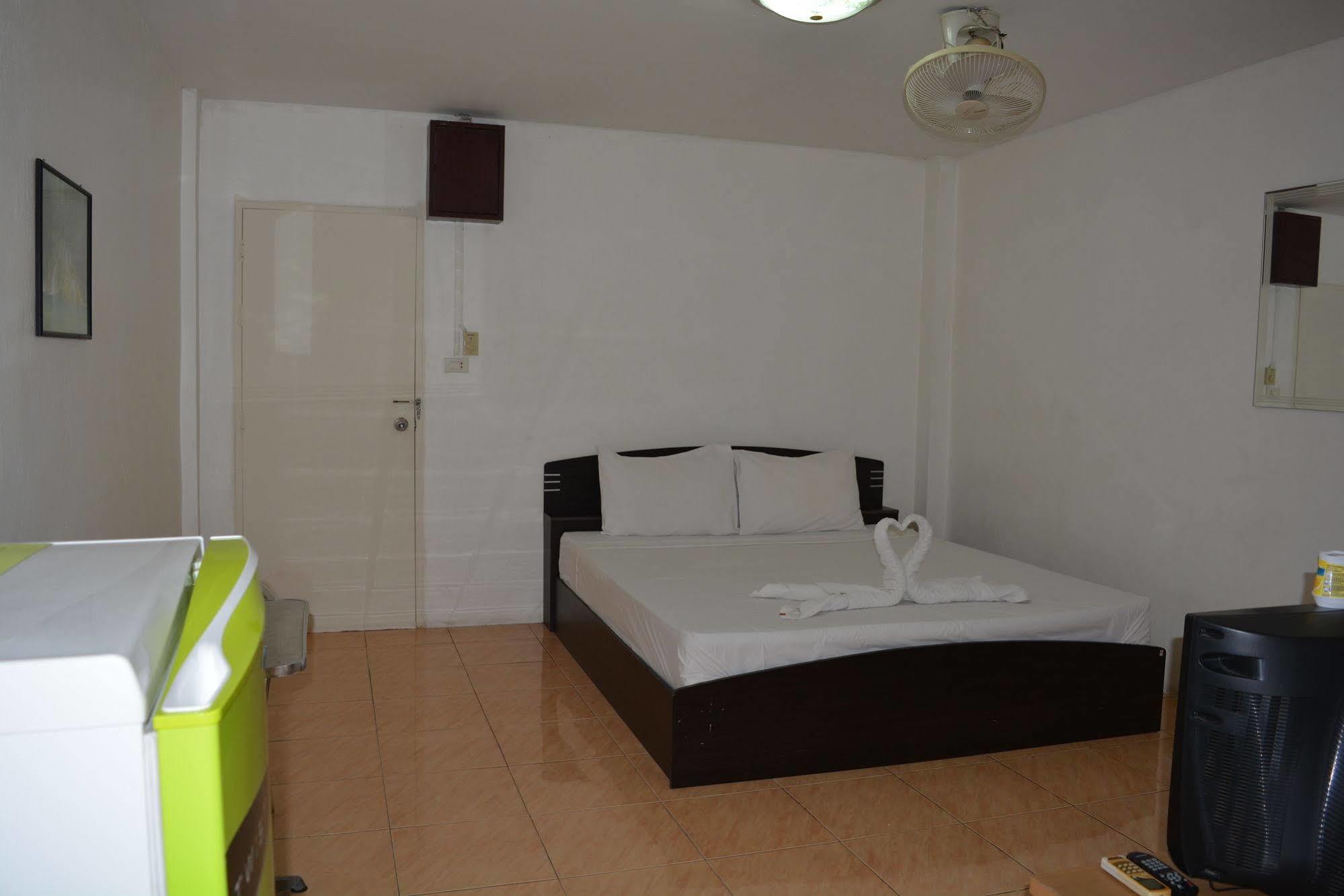 'צ'אוונג ביץ Little Austria Tams Guesthouse מראה חיצוני תמונה