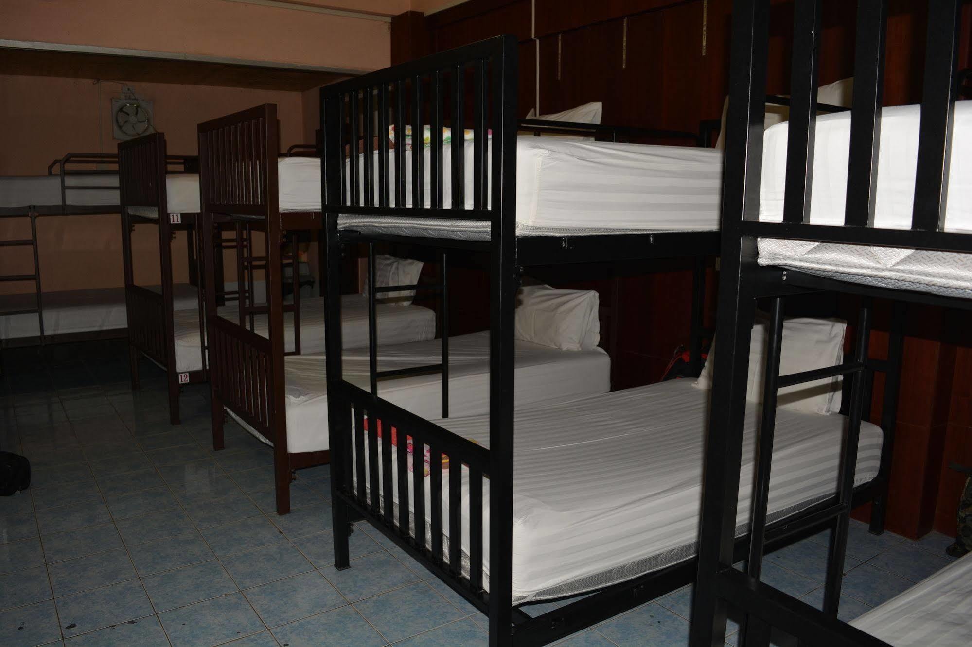 'צ'אוונג ביץ Little Austria Tams Guesthouse מראה חיצוני תמונה